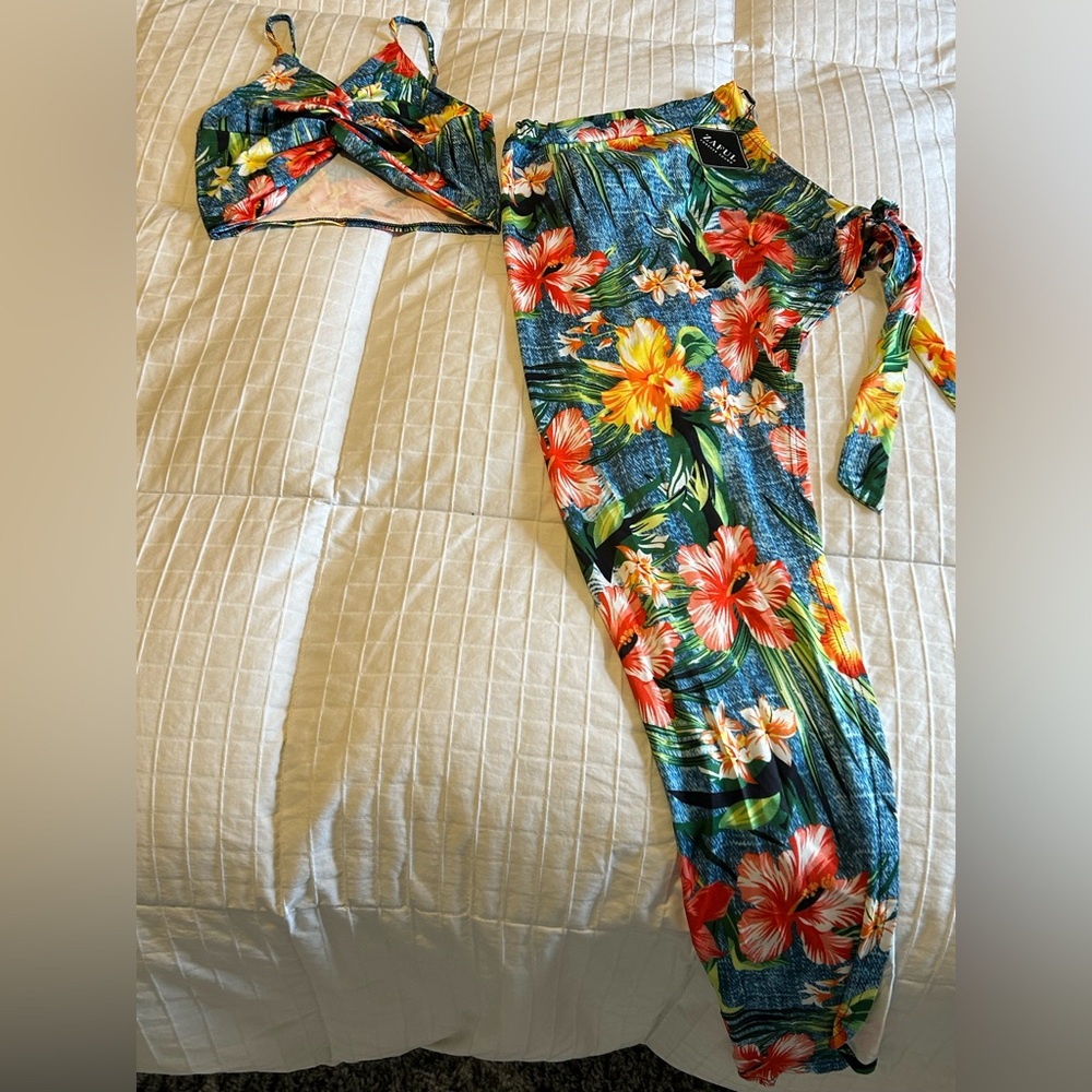 Zaful brand new two piece tropical set